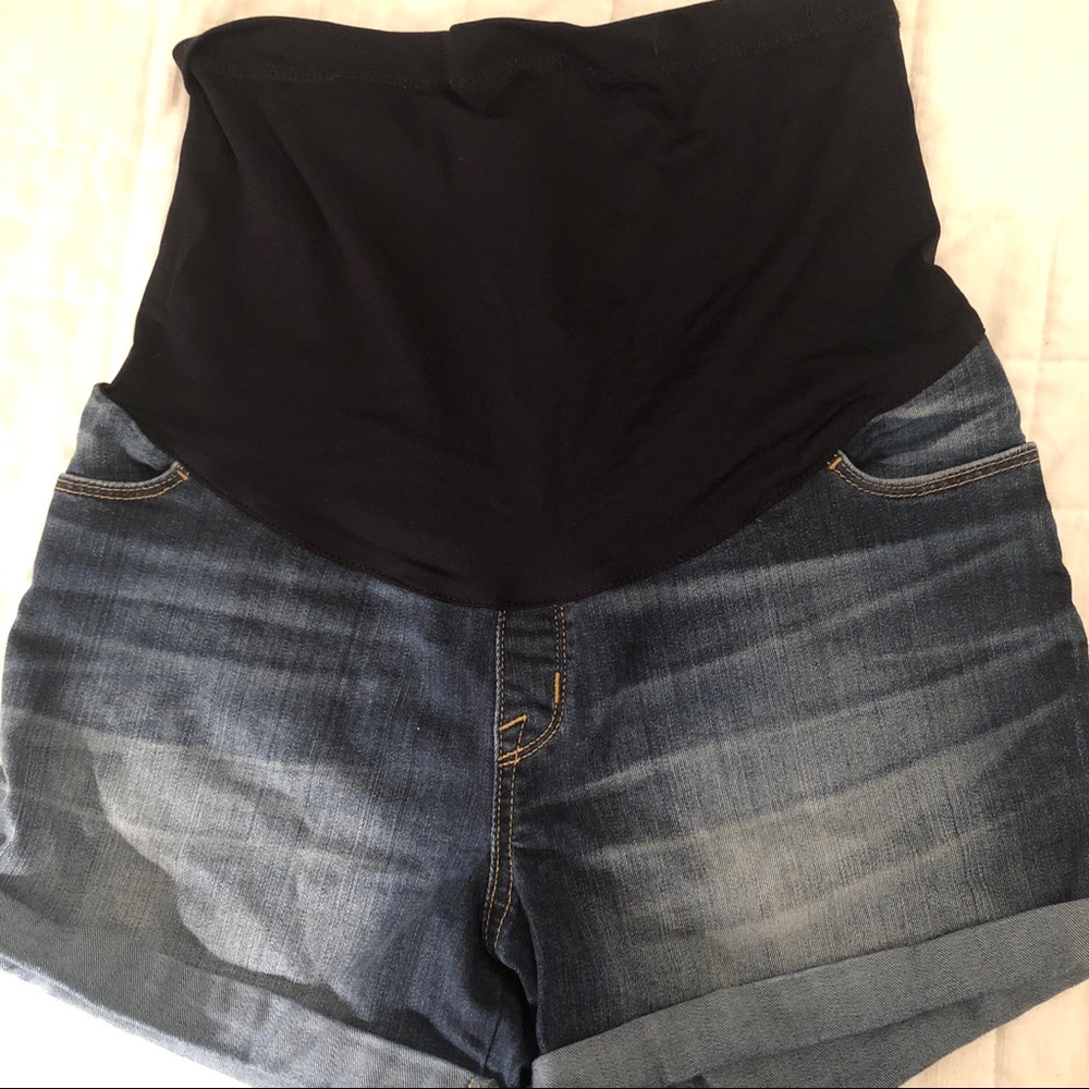 Liz Lange Maternity Shorts